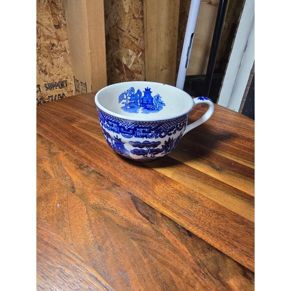 Blue Willow Transferware Tea Cup Chinoiserie Blue White Ceramic Pagoda Pattern